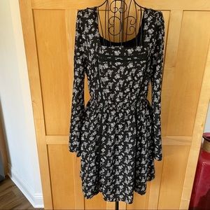 MIAMI black and white floral print front stitching long sleeve Dress size M